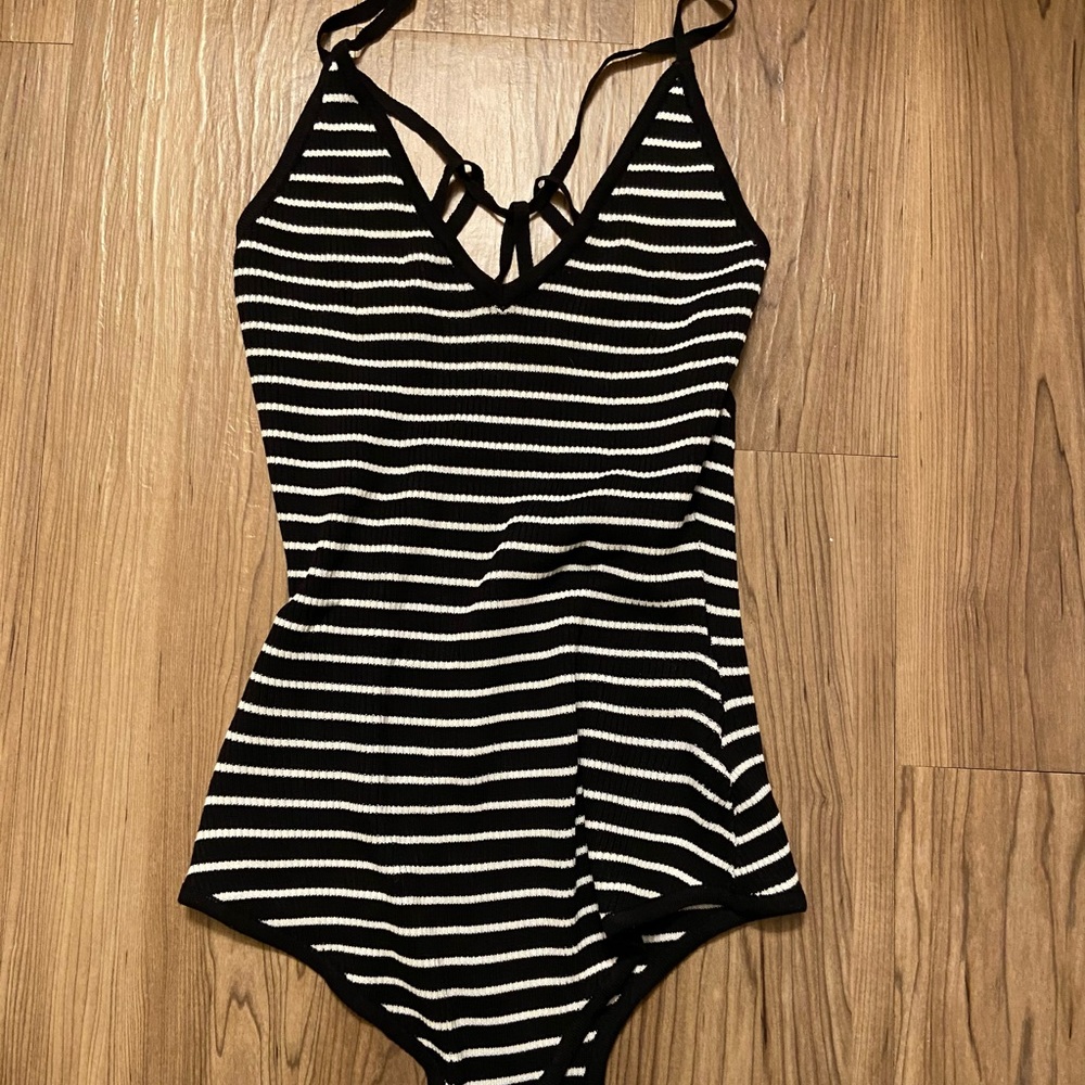 WYLDR bodysuit large